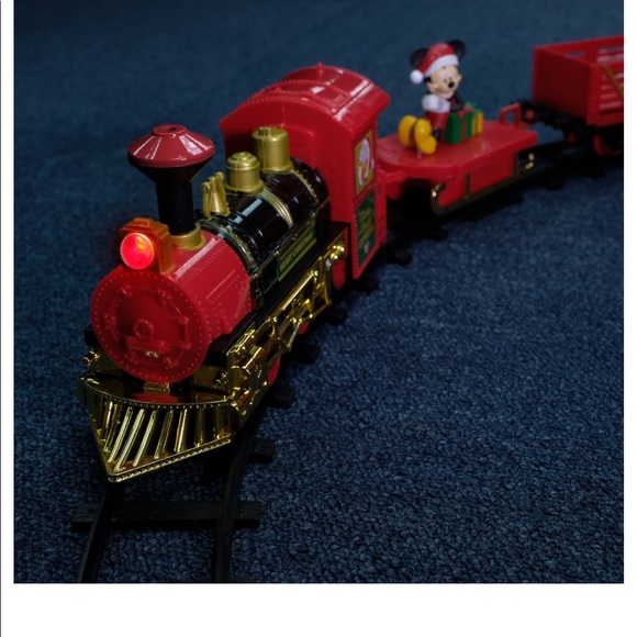 SOLDOUT RARE NIB DISNEY MICKEY MOUSE LIGHT UP MUSIC HOLIDAY EXPRESS TRAIN SET - Picture 7 of 8